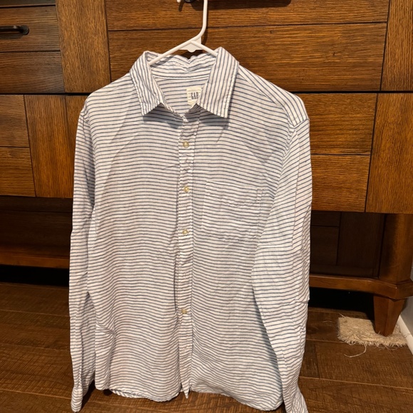 **4 for $20** Gap Button Ups - Picture 3 of 7